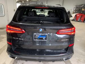 Back glass replacement | auto glass services | auto glass replacement | mobile services