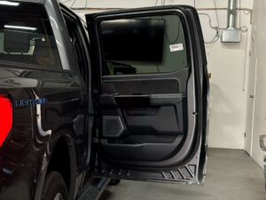 Door glass replacement | auto glass services | auto glass replacement | mobile services