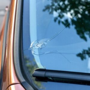 auto glass services for chips and cracked windscreen | chips and cracked windscreen